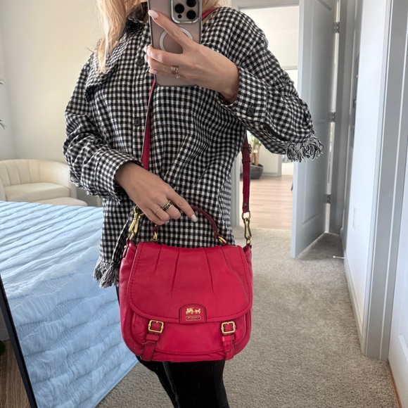 Coach Pink Leather Crossbody Bag Gold Hardware - Picture 15 of 15